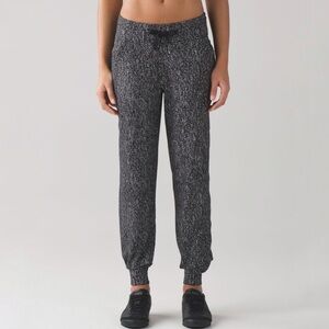 Lululemon | Ready To‎ Rulu Pant!Running Luon Suited Jacquard Black White Size 6